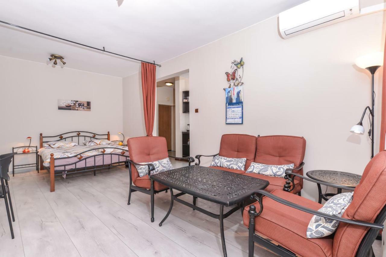 Visit Sofia Macedonia Square Central Apartment By Flat Mаnager Exterior foto